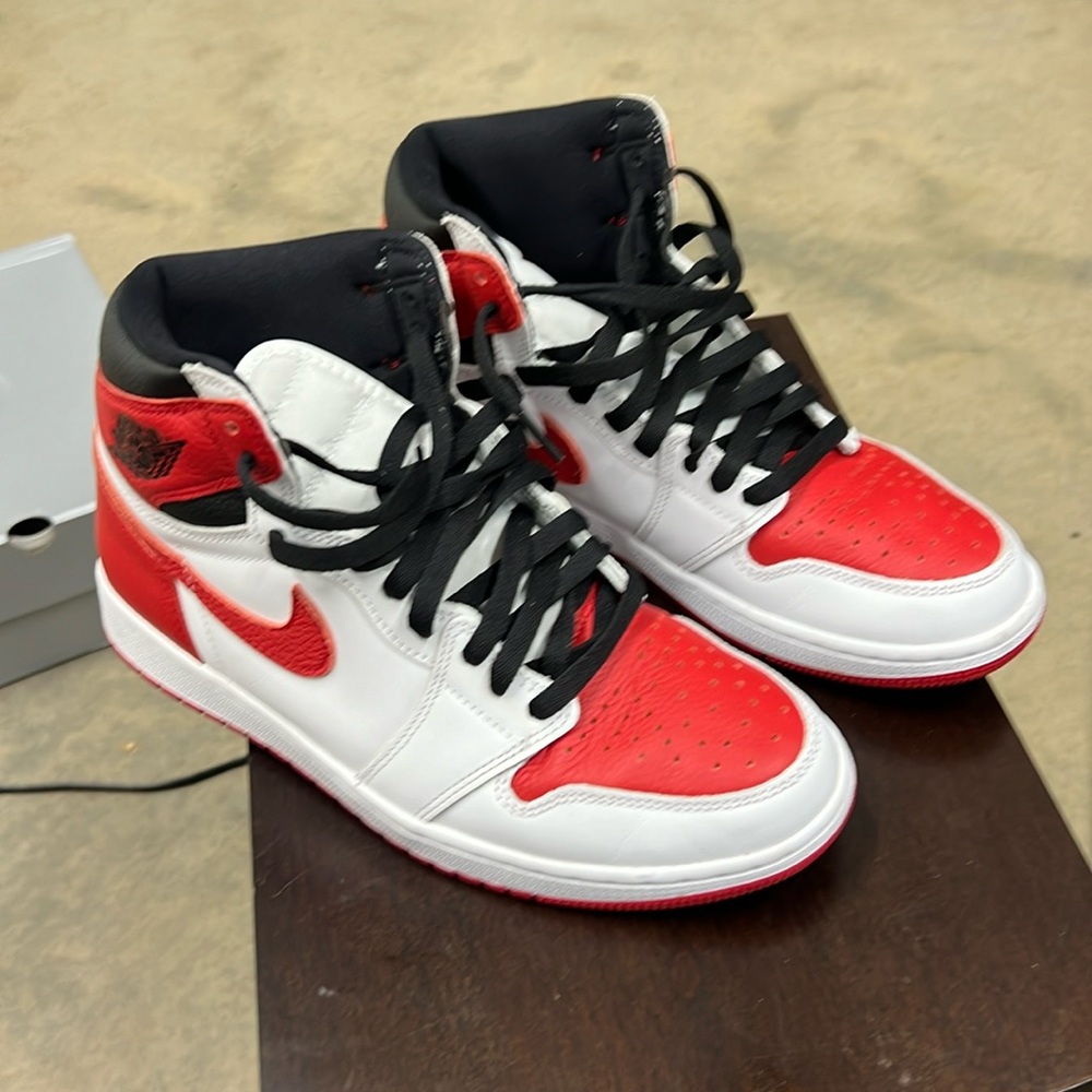Air Jordan 1 OG High University